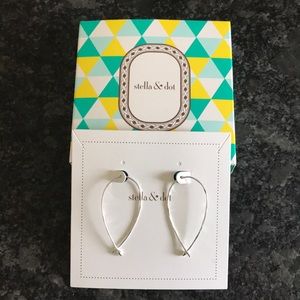 Stella & Dot Hammered Wire Small Hoops - Silver